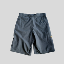 Load image into Gallery viewer, 00s Dickies shorts - 34
