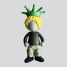 Load image into Gallery viewer, Stüssy x medicom crown big figure
