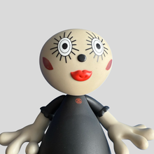 Load image into Gallery viewer, Stüssy x medicom dollydearest big figure
