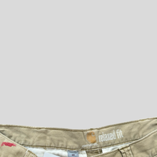 Load image into Gallery viewer, 00s Carhartt cargo shorts - 32
