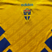 Load image into Gallery viewer, 1994 Sweden home shirt - M
