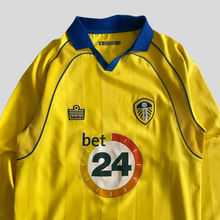 Load image into Gallery viewer, 2006-07 Leeds away jersey - S/M
