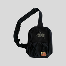 Load image into Gallery viewer, 00s Stüssy sling bag
